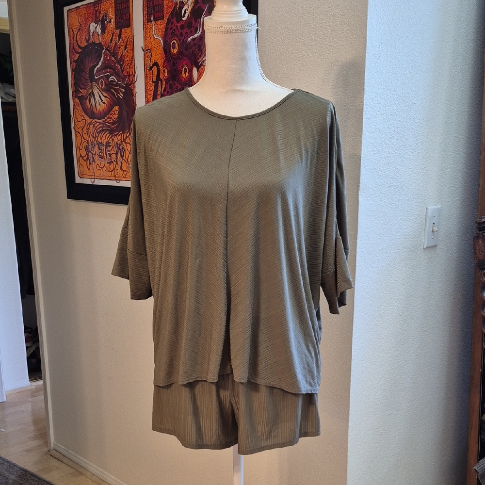 Midnight Bakery Green Pajama Set Shorts & Short Sleeve Top